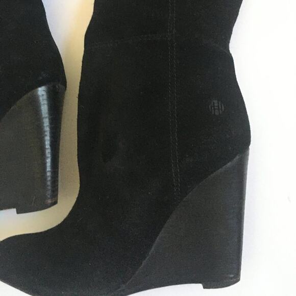 House of Harlow Sillia  Suede Wedge Boot - Picture 2 of 6